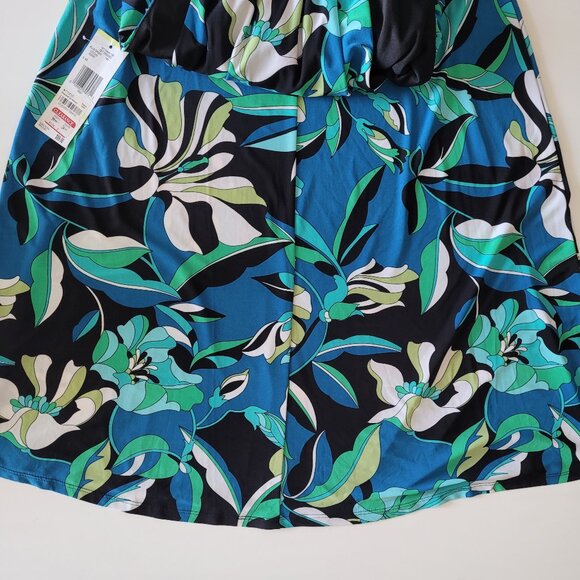 Halter top, cinched waist long length dress - Picture 8 of 8